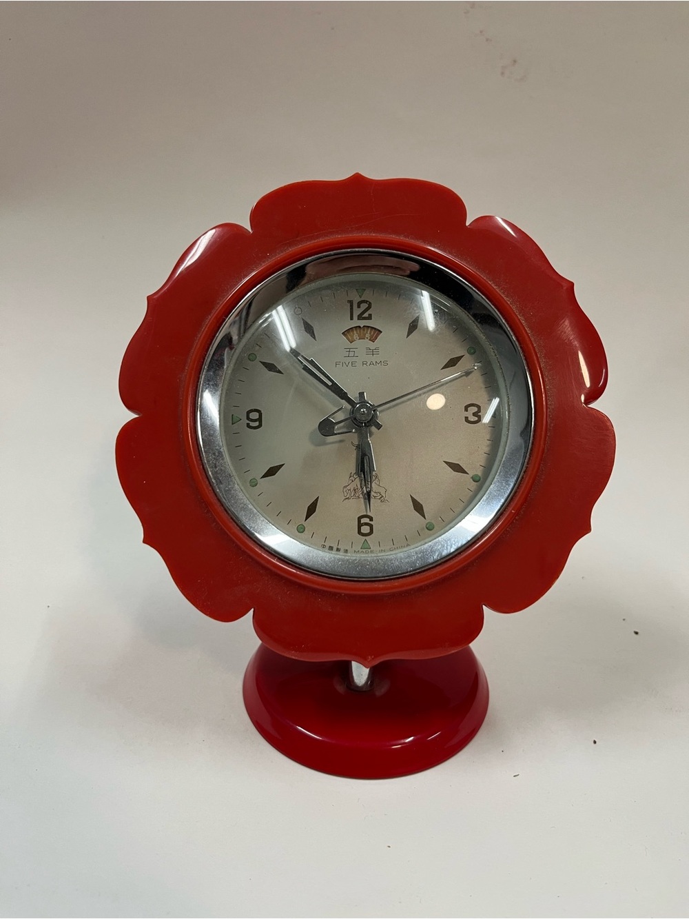 Red Decorative Clock - Picture 3 of 3